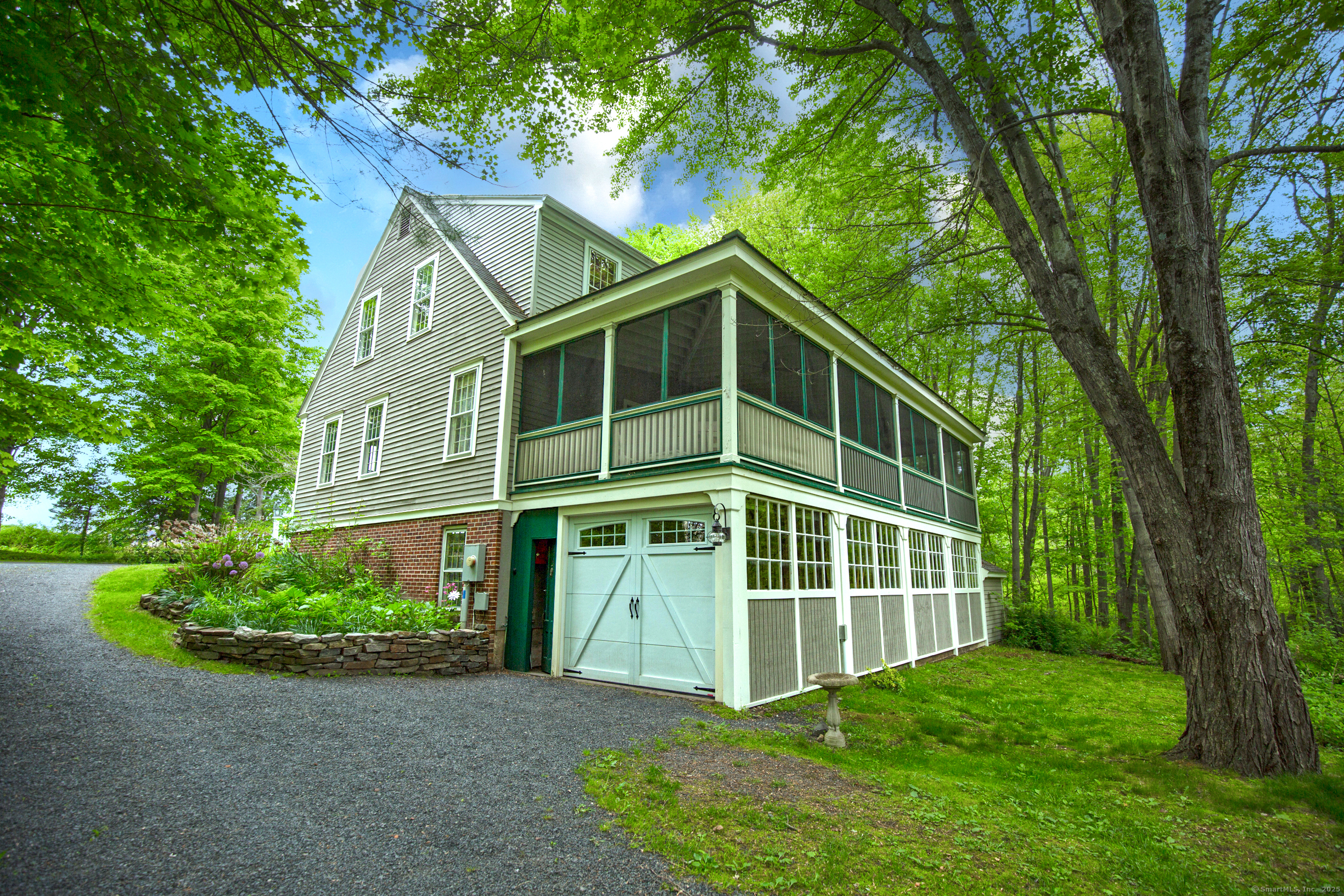 440 Mapleton Avenue, Suffield, Connecticut image 4