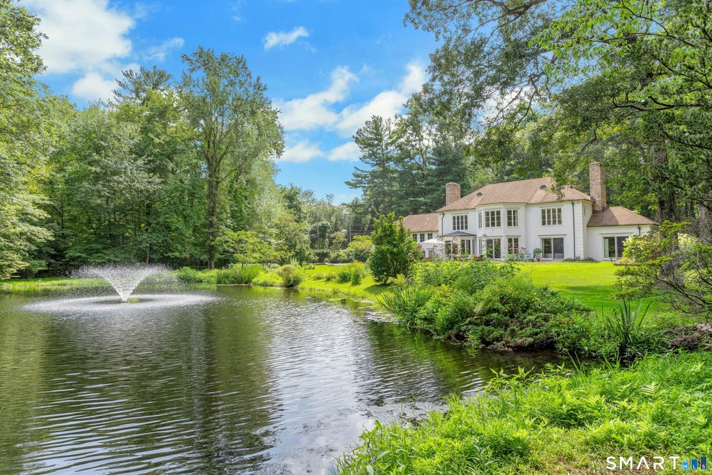 Photo of 700 Hollow Tree Ridge Road, Darien, CT 06820 (MLS # 24198712)