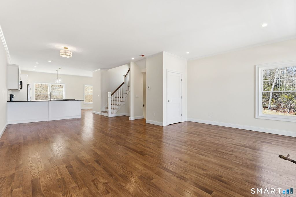 Photo of 43 Village Crossing #43, East Lyme, CT 06357 (MLS # 24160618)