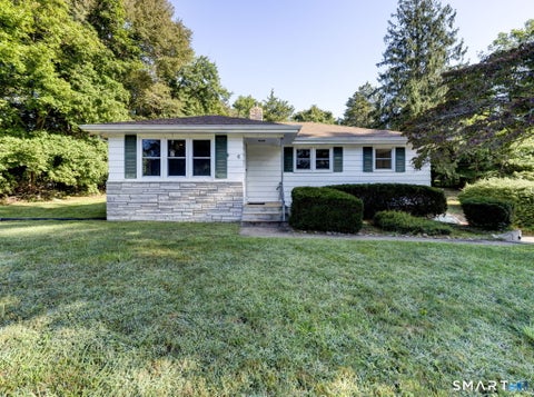 Photo of 6 Whalehead Drive, Ledyard, CT 06335 (MLS # 24204104)