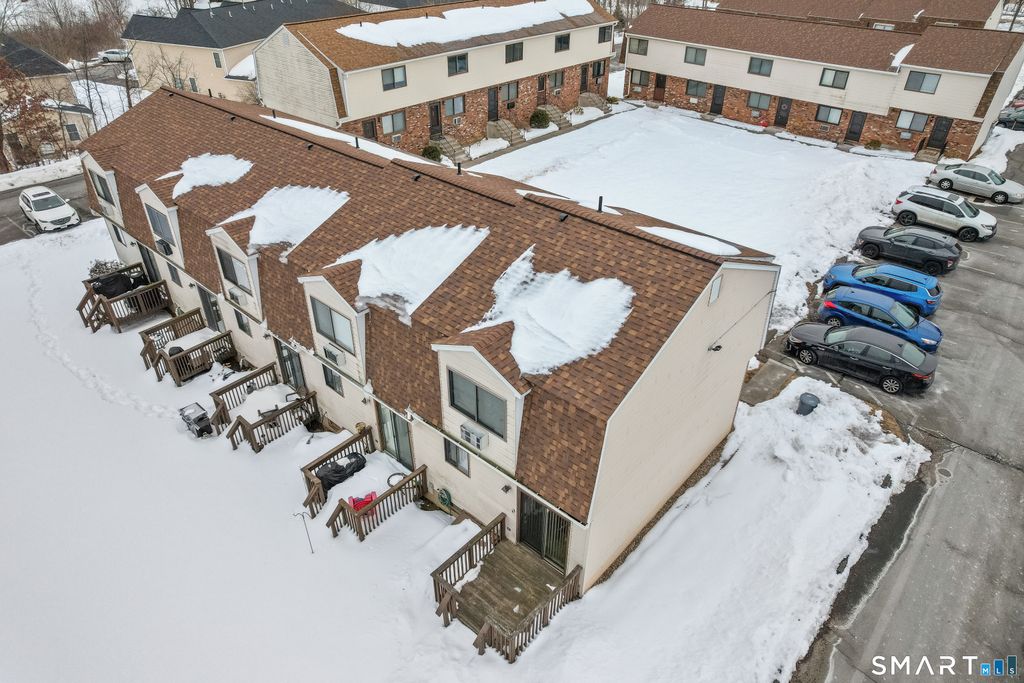 Photo of 820 Matthews Street #19, Bristol, CT 06010 (MLS # 24154757)