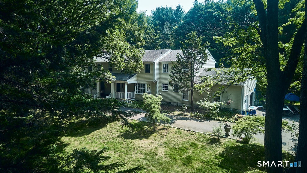 4 Surrey Lane