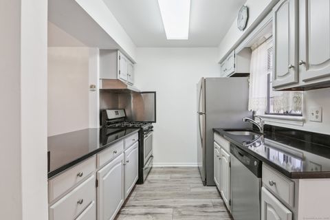 Tiny photo for 20 Andover Court #20, Brookfield, CT 06804 (MLS # 24135308)