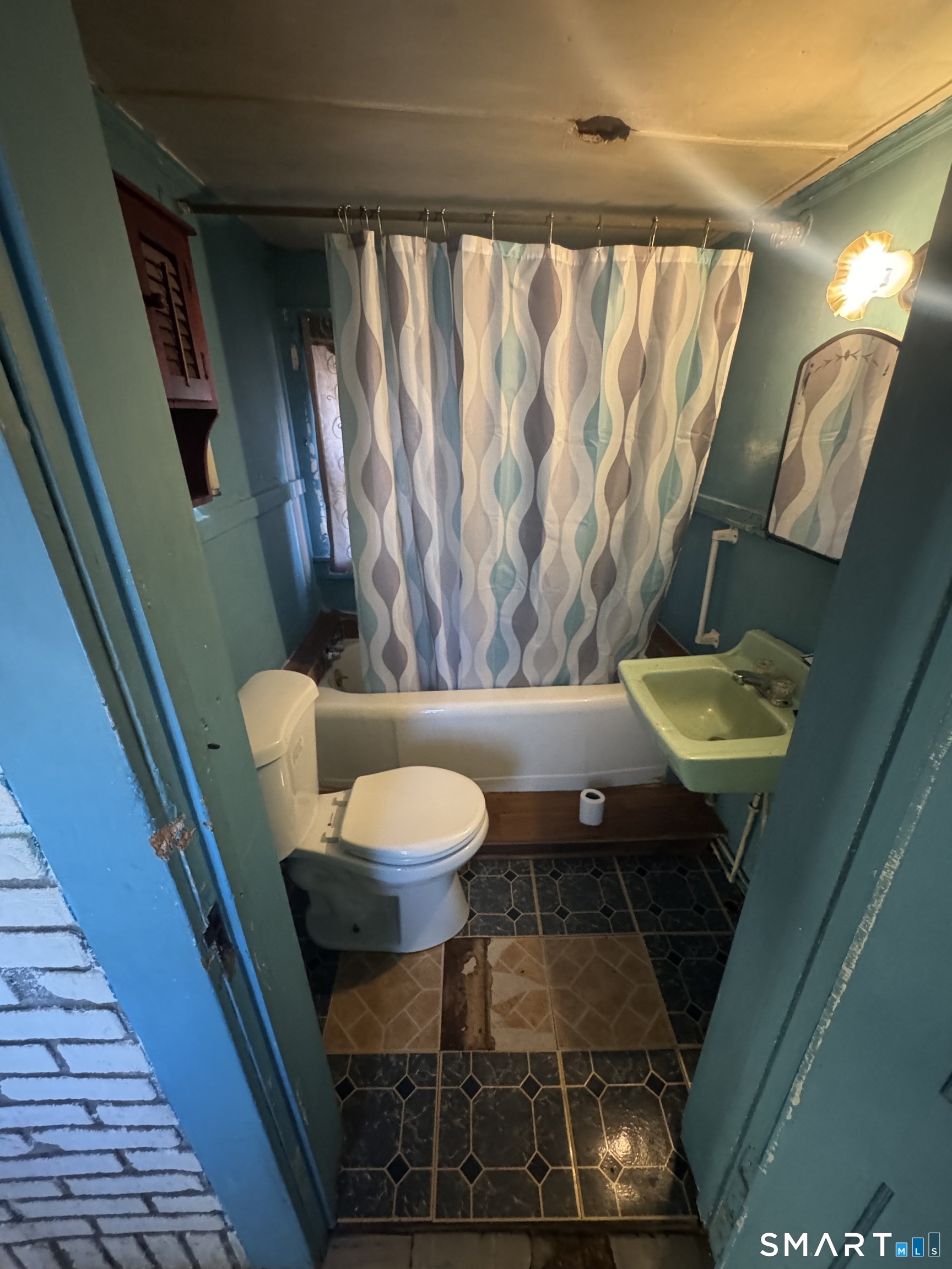 36 Sandy Hollow Drive