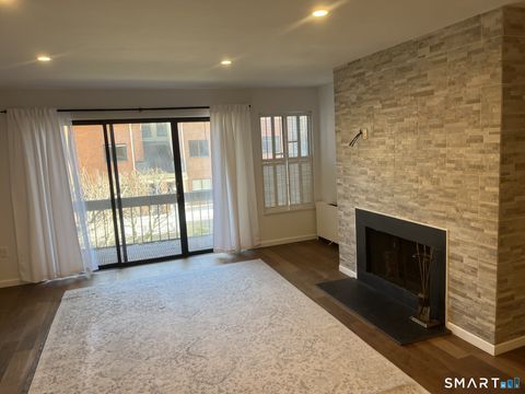 Tiny photo for 9 River Road #411, Greenwich, CT 06807 (MLS # 24144403)