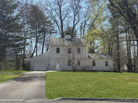 6 Bradley Road, Simsbury, CT 06070 - #: 24095482