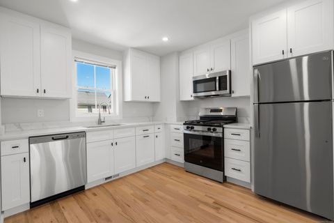 Tiny photo for 14 Taylor Street #16, Stamford, CT 06902 (MLS # 24142542)