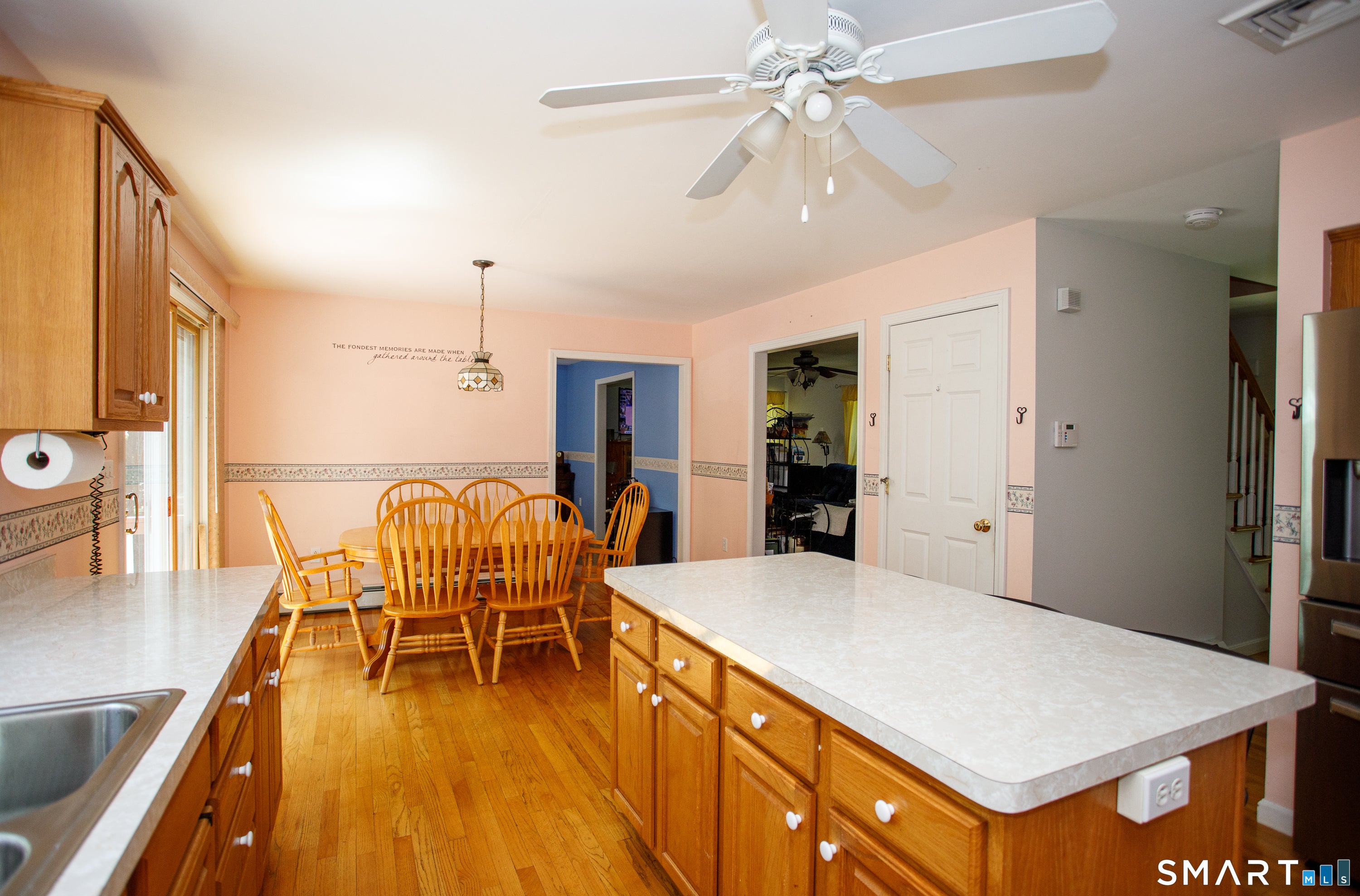 264 North Wawecus Hill Road