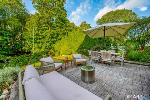 Tiny photo for 6 Park Lane, Darien, CT 06820 (MLS # 24167492)