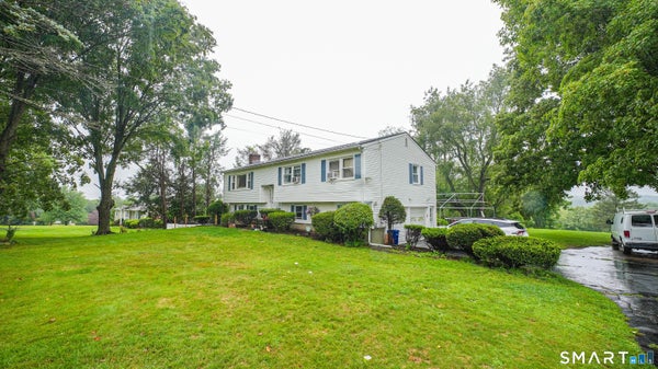 523 TREAT LN, ORANGE, CT 06477 - Image 39b778900fc5c26f4c004bad797a4e32/3849833210