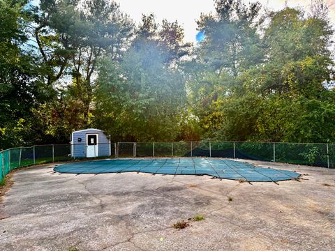 Tiny photo for 466 Middletown Avenue #APT 29, New Haven, CT 06513 (MLS # 24132765)