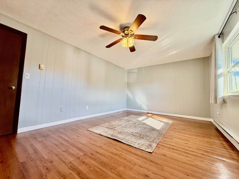 Tiny photo for 466 Middletown Avenue #APT 29, New Haven, CT 06513 (MLS # 24132765)