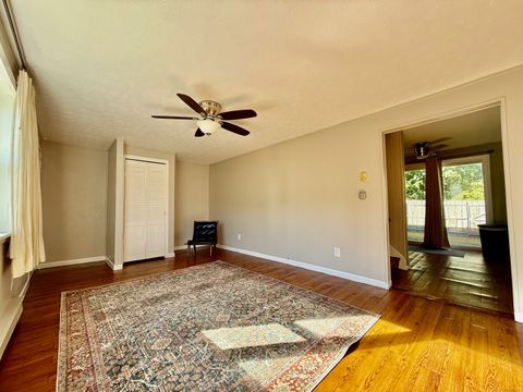Tiny photo for 466 Middletown Avenue #APT 29, New Haven, CT 06513 (MLS # 24132765)