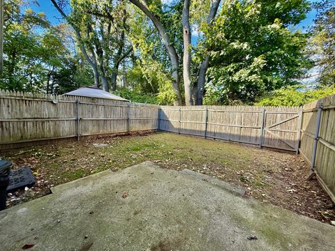 Tiny photo for 466 Middletown Avenue #APT 29, New Haven, CT 06513 (MLS # 24132765)