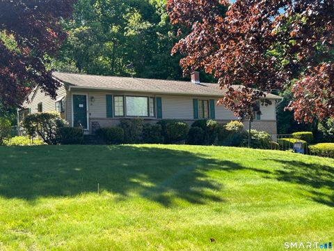 Photo of 28 Goebel Road, Hamden, CT 06514 (MLS # 24172441)