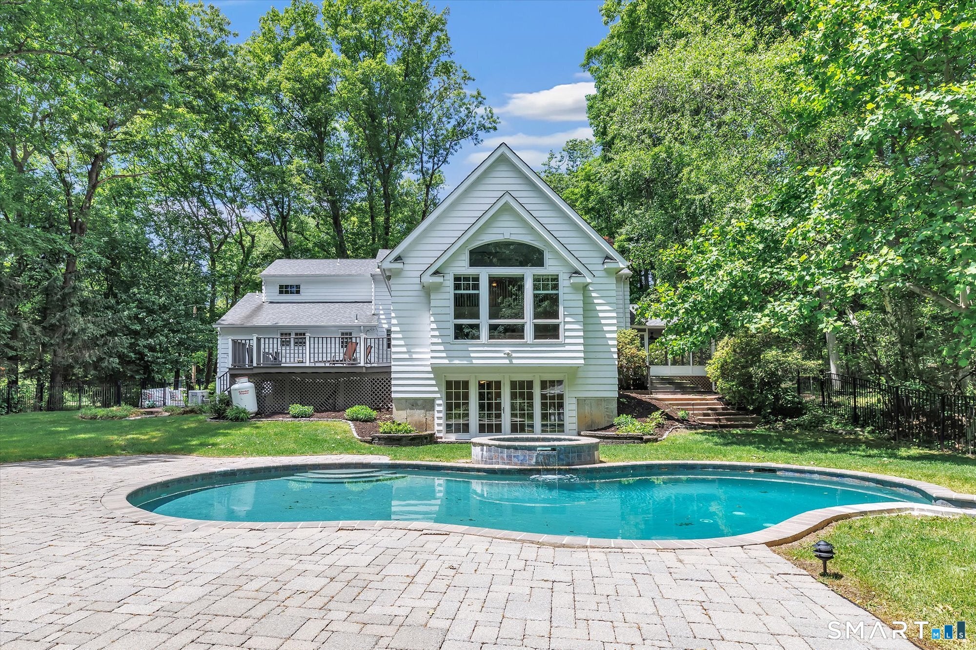 15 Hemlock Hollow Road