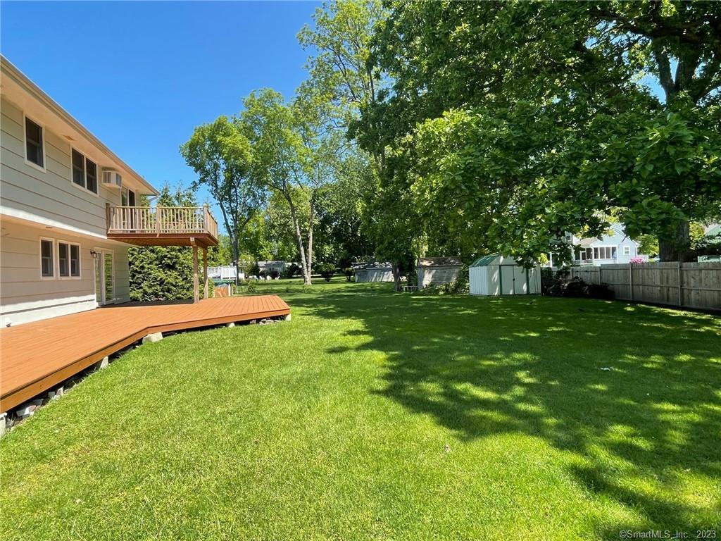 98 Soundview Drive