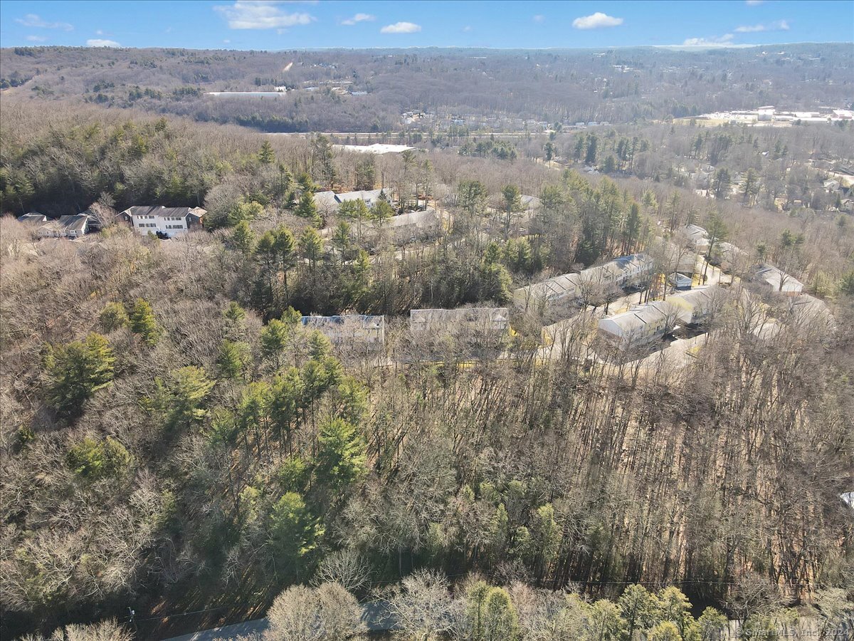 000 Newfield Road, Torrington, Connecticut image 5