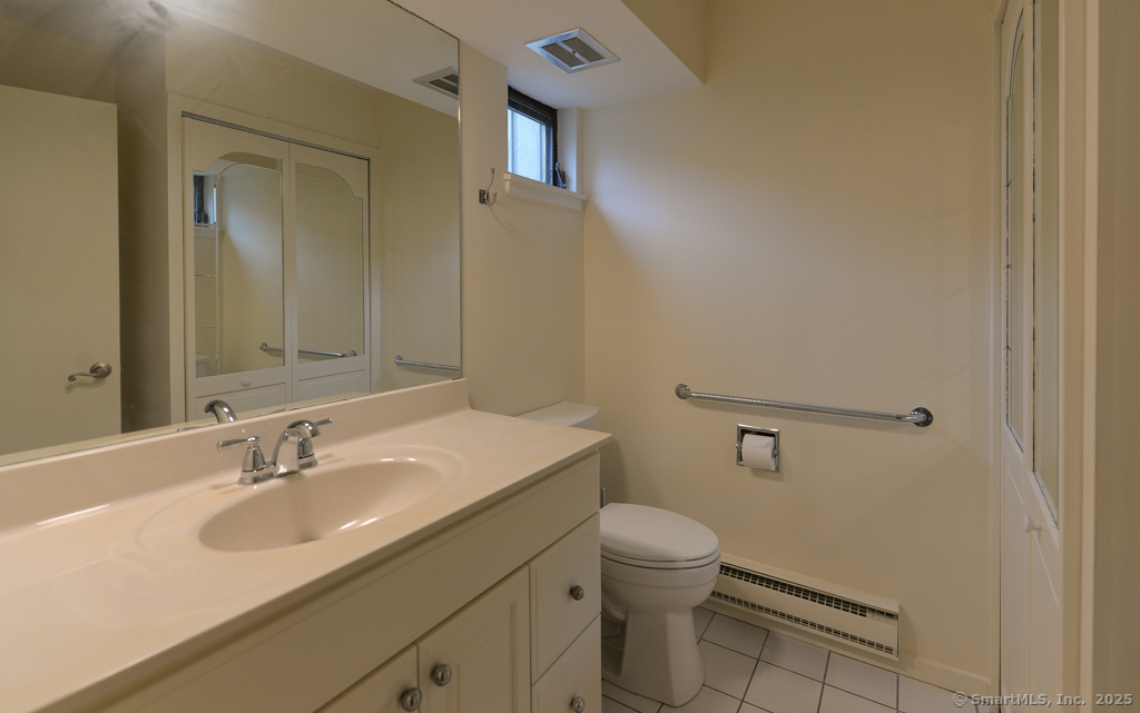 8 Heritage Village #D, Southbury, Connecticut image 13