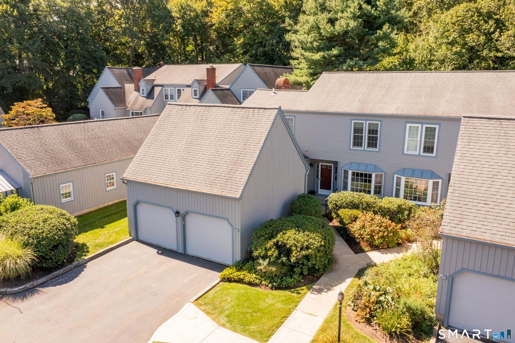 Photo of 170 Glengarry Road #170, Fairfield, CT 06825 (MLS # 24203912)