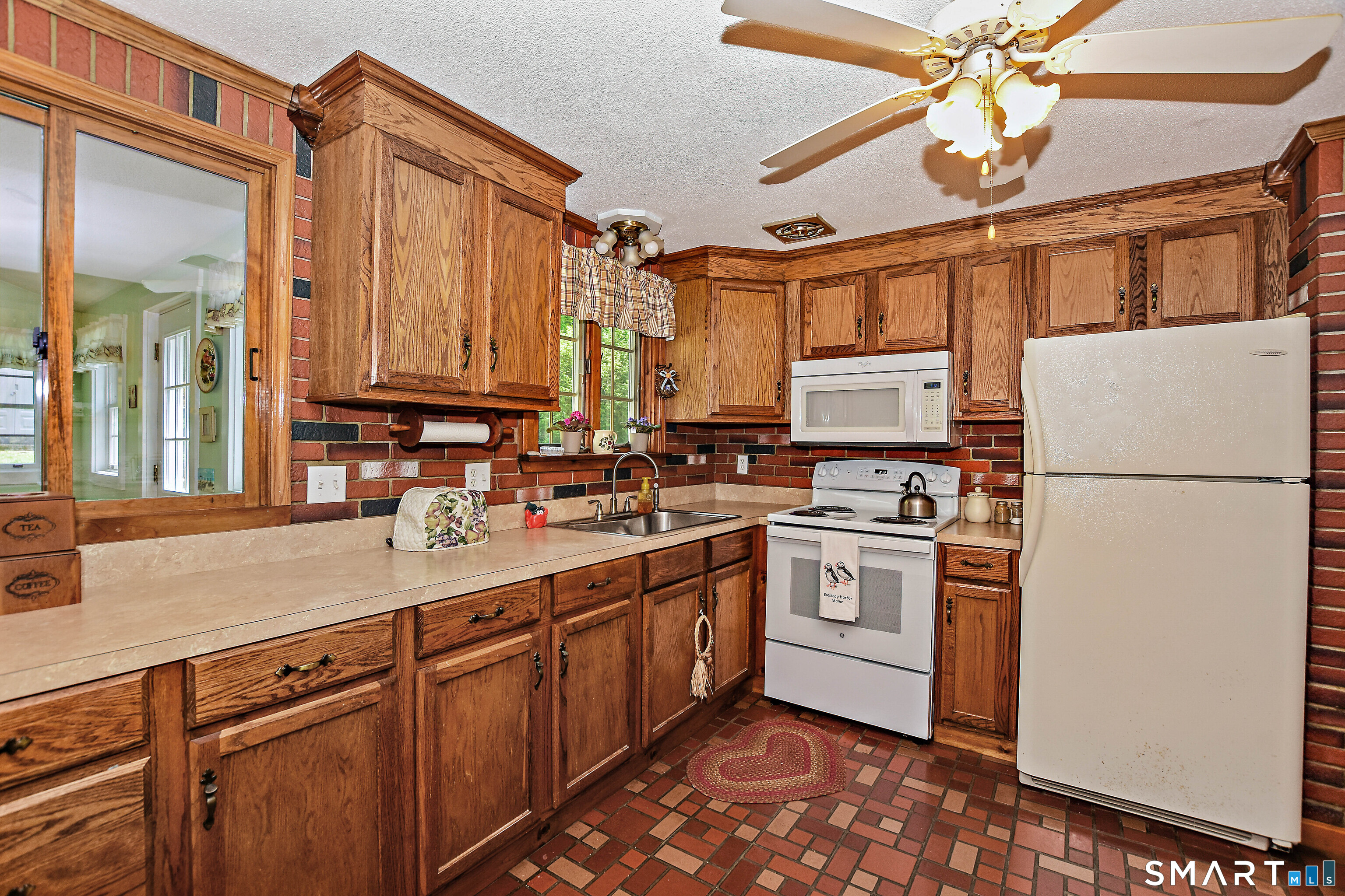 17 Plainview Drive