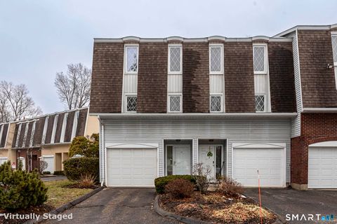 Photo of 12 Northbrook Court #12, East Hartford, CT 06108 (MLS # 24155399)