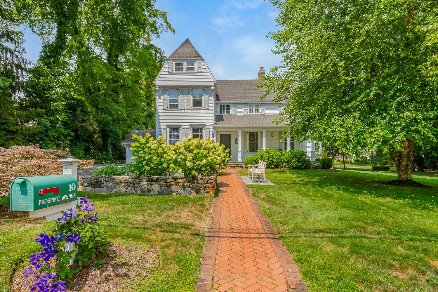 10 Prospect Avenue