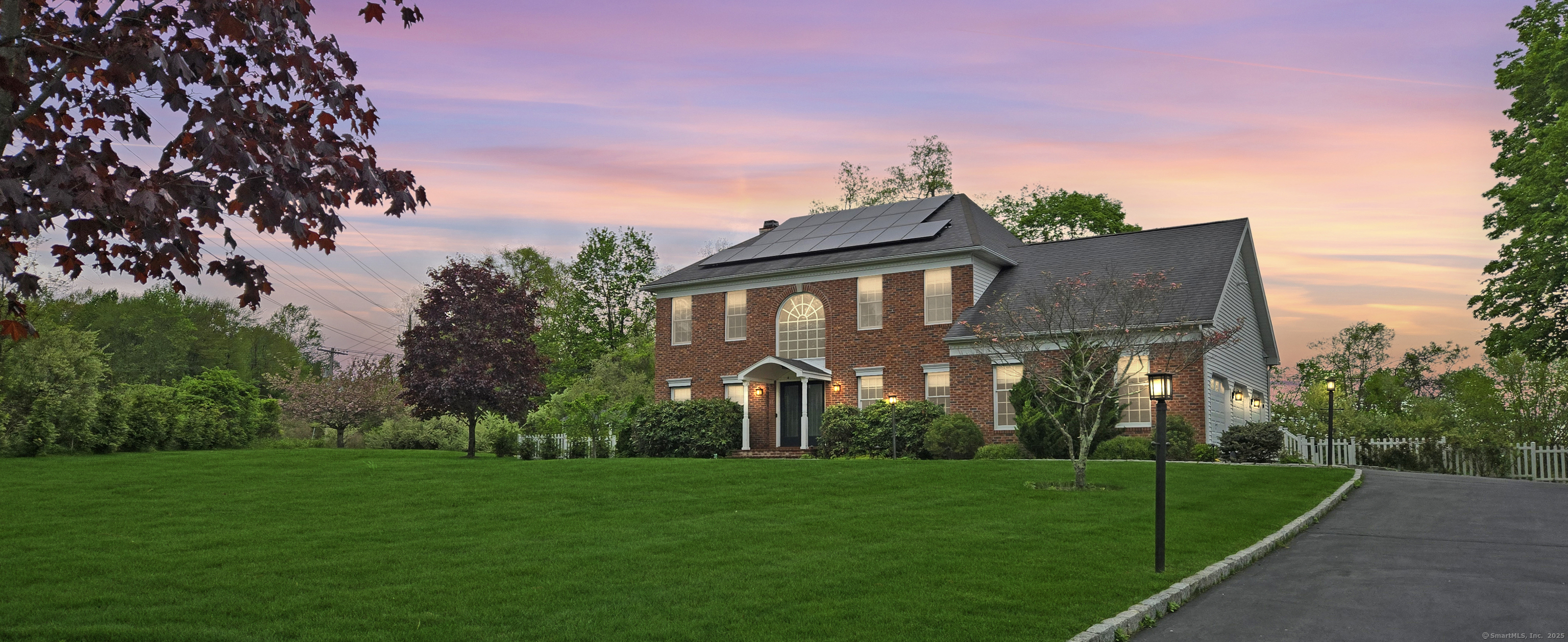 Photo 1 of Wellington Court, Shelton, Connecticut, $799,000, Web #: 24097604