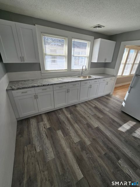 Photo of 263 Sheffield Avenue #3, New Haven, CT 06511 (MLS # 24160350)