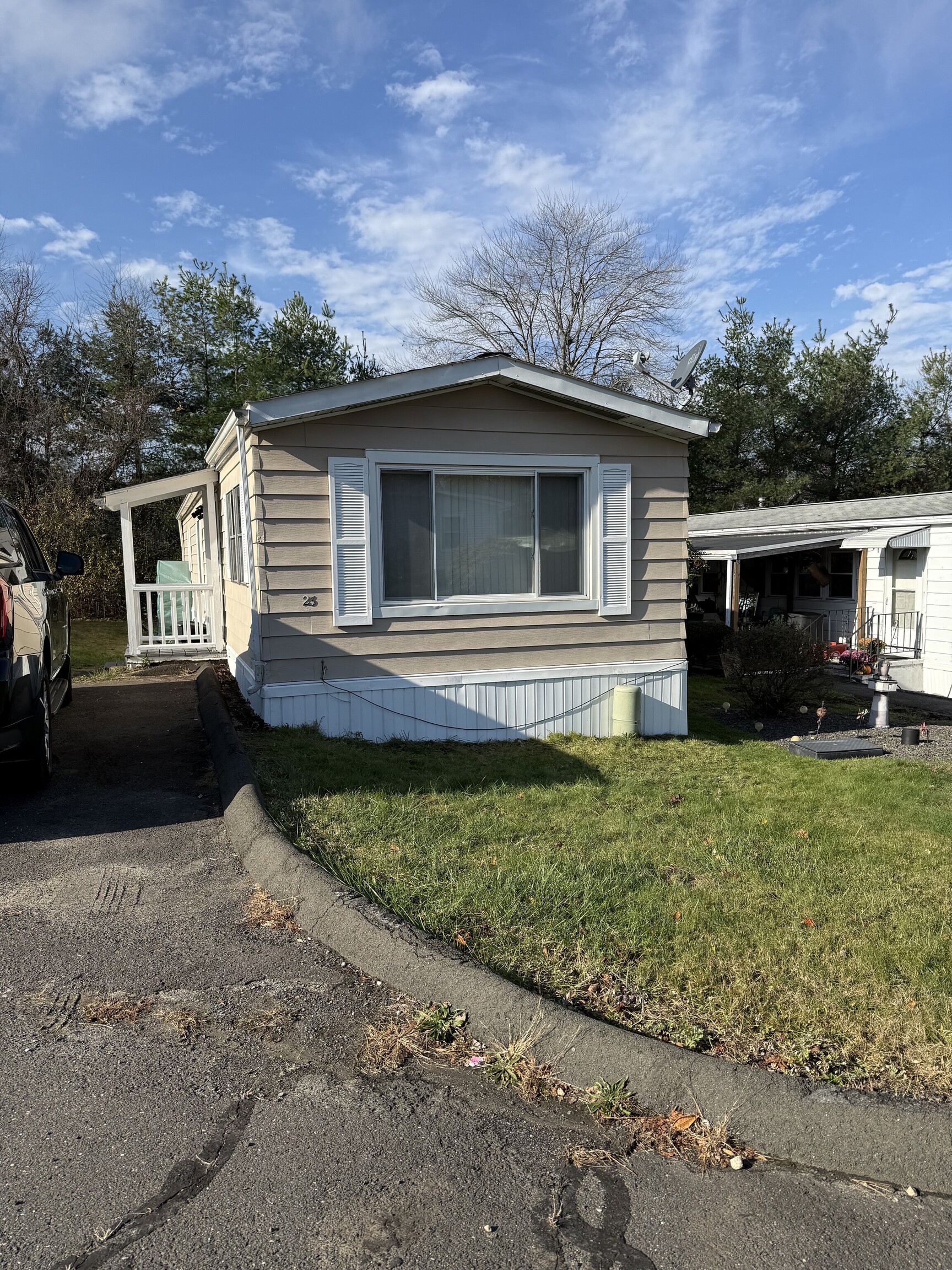 23 Thunderbird Drive