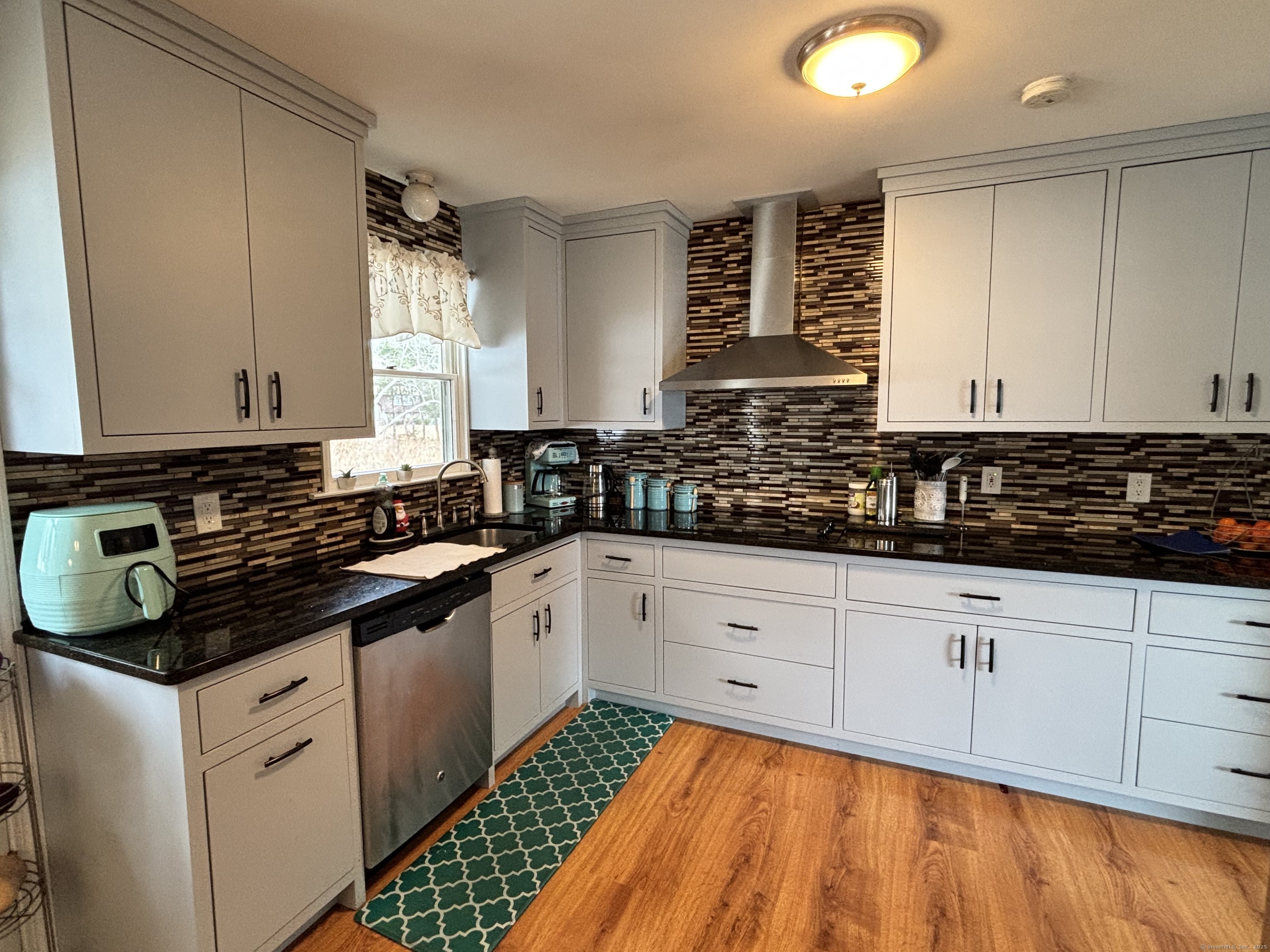 29 Ramsey Avenue, Naugatuck, Connecticut image 5