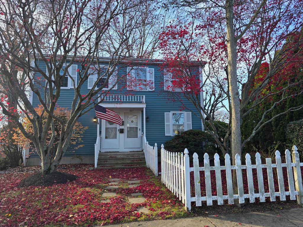 Photo of 317 Brewster Street, Bridgeport, CT 06605 (MLS # 24142409)