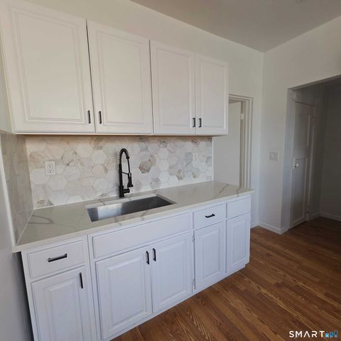 Tiny photo for 124 Geddes Terrace #Right, Waterbury, CT 06708 (MLS # 24167324)