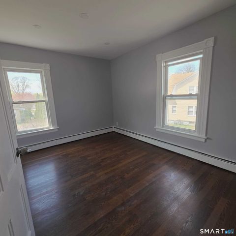Tiny photo for 124 Geddes Terrace #Right, Waterbury, CT 06708 (MLS # 24167324)
