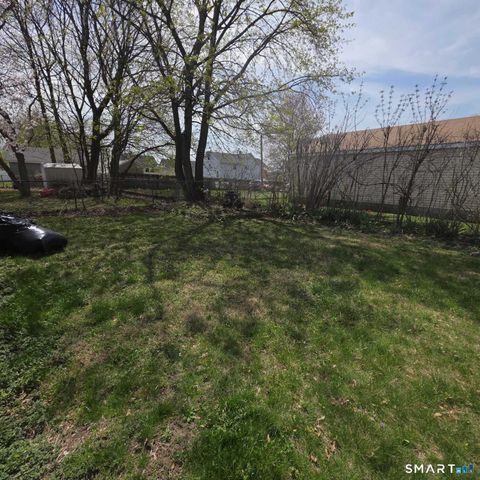 Tiny photo for 124 Geddes Terrace #Right, Waterbury, CT 06708 (MLS # 24167324)