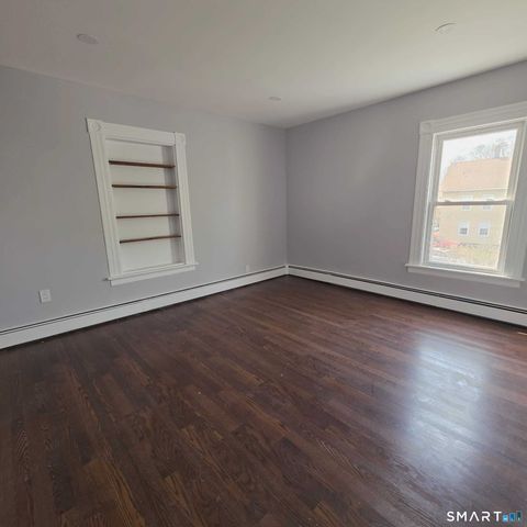 Tiny photo for 124 Geddes Terrace #Right, Waterbury, CT 06708 (MLS # 24167324)