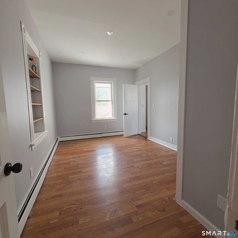Tiny photo for 124 Geddes Terrace #Right, Waterbury, CT 06708 (MLS # 24167324)