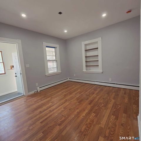 Tiny photo for 124 Geddes Terrace #Right, Waterbury, CT 06708 (MLS # 24167324)
