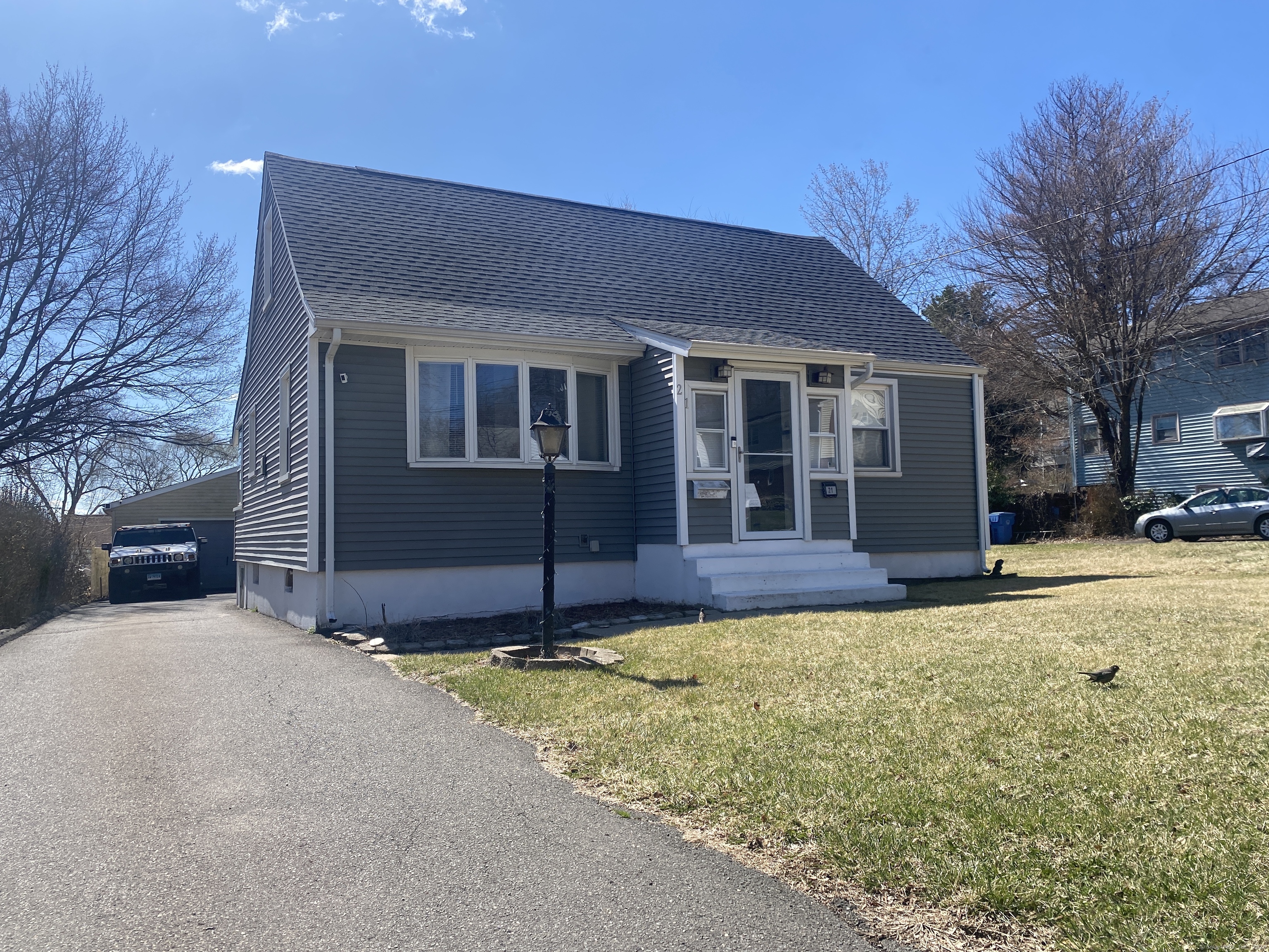 21 Mansfield Avenue, New Britain, Connecticut image 1
