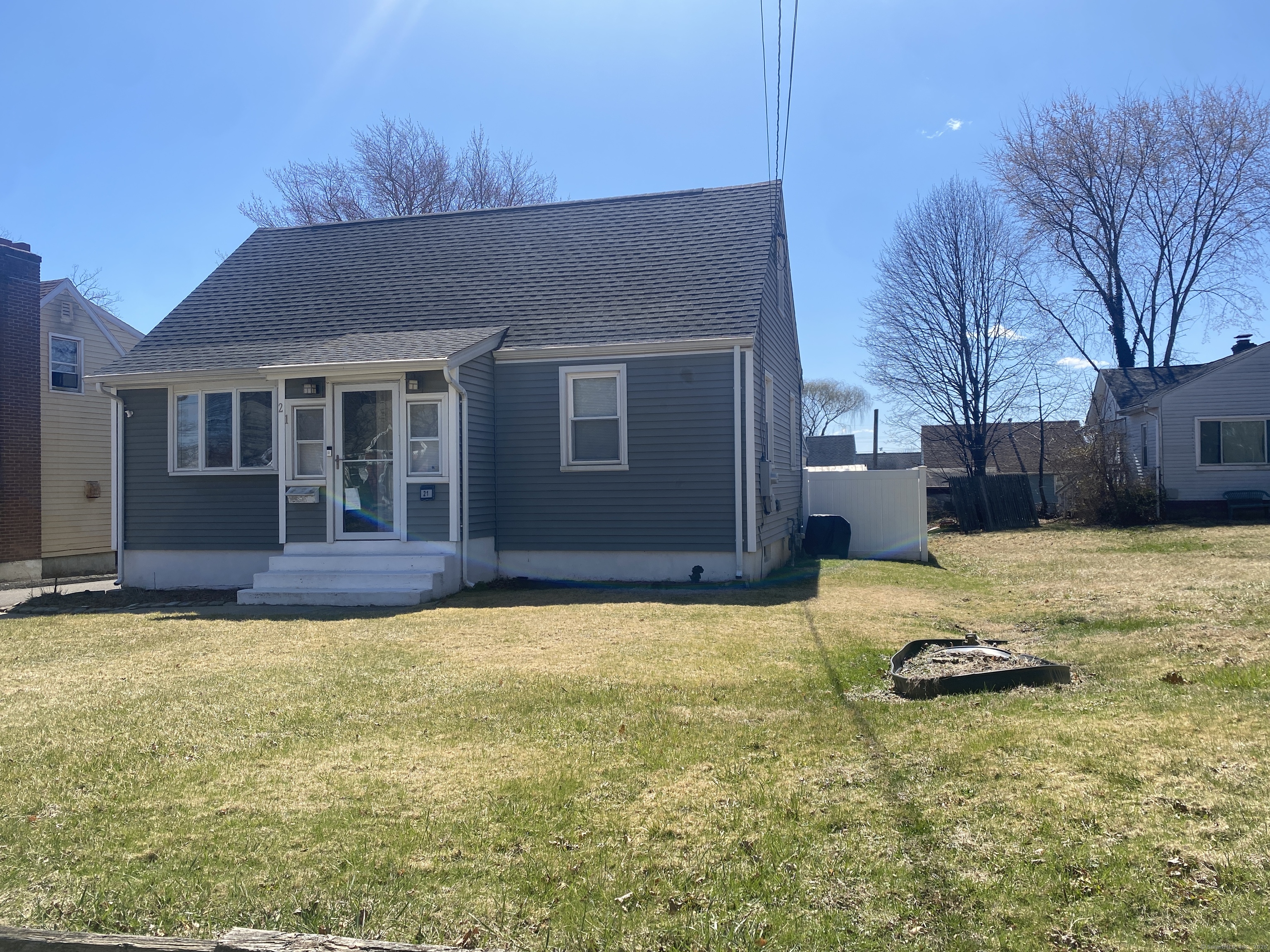 21 Mansfield Avenue, New Britain, Connecticut image 2