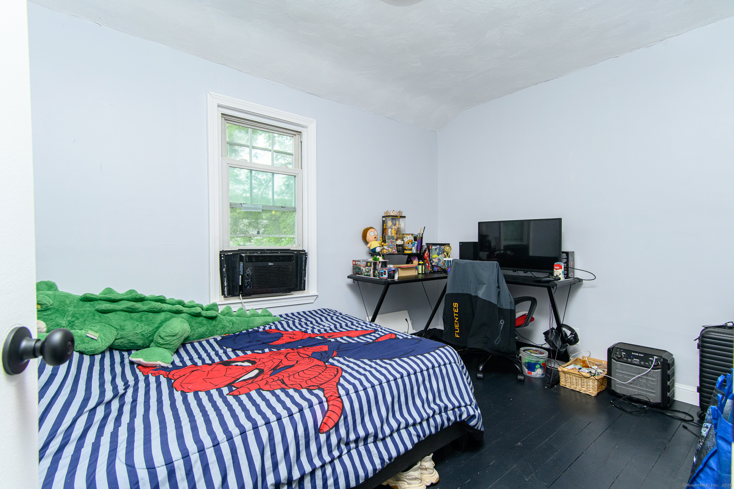 Killingly, Connecticut 06241, United States, 3 Bedrooms Bedrooms, ,2 BathroomsBathrooms,Residential,Active,149135