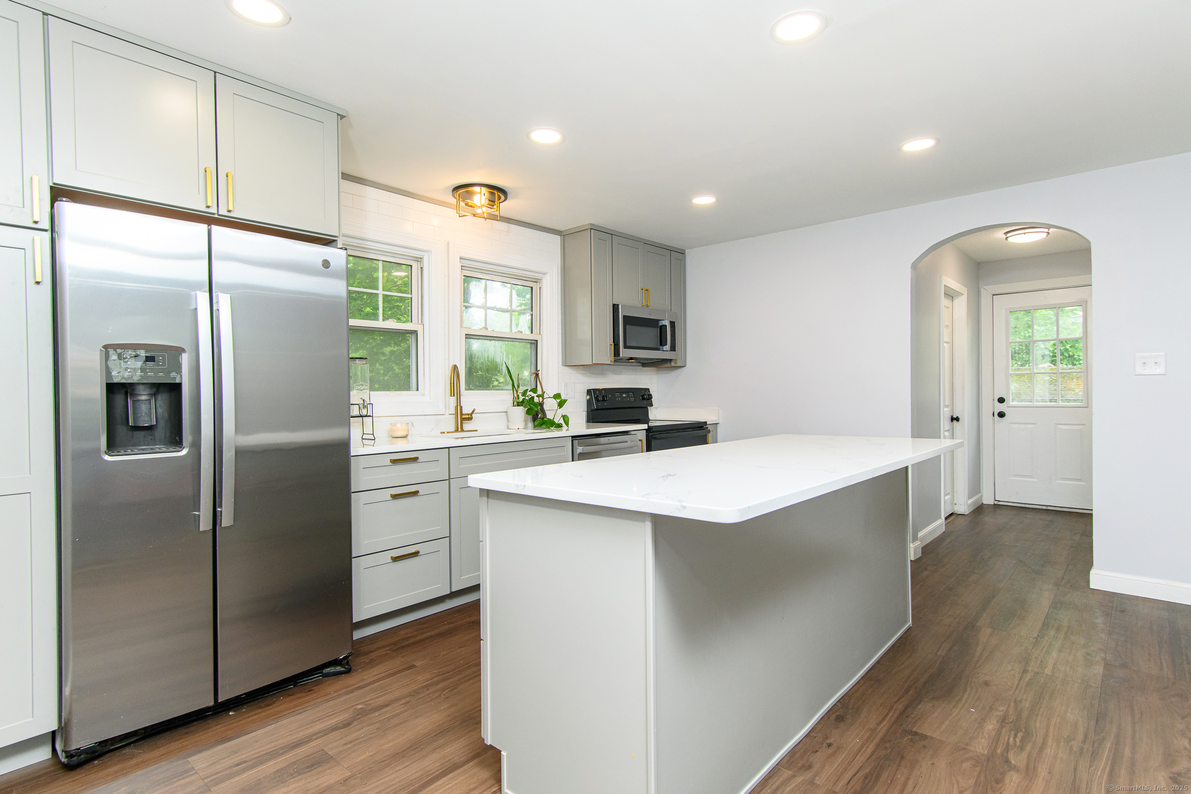 Killingly, Connecticut 06241, United States, 3 Bedrooms Bedrooms, ,2 BathroomsBathrooms,Residential,Active,149135