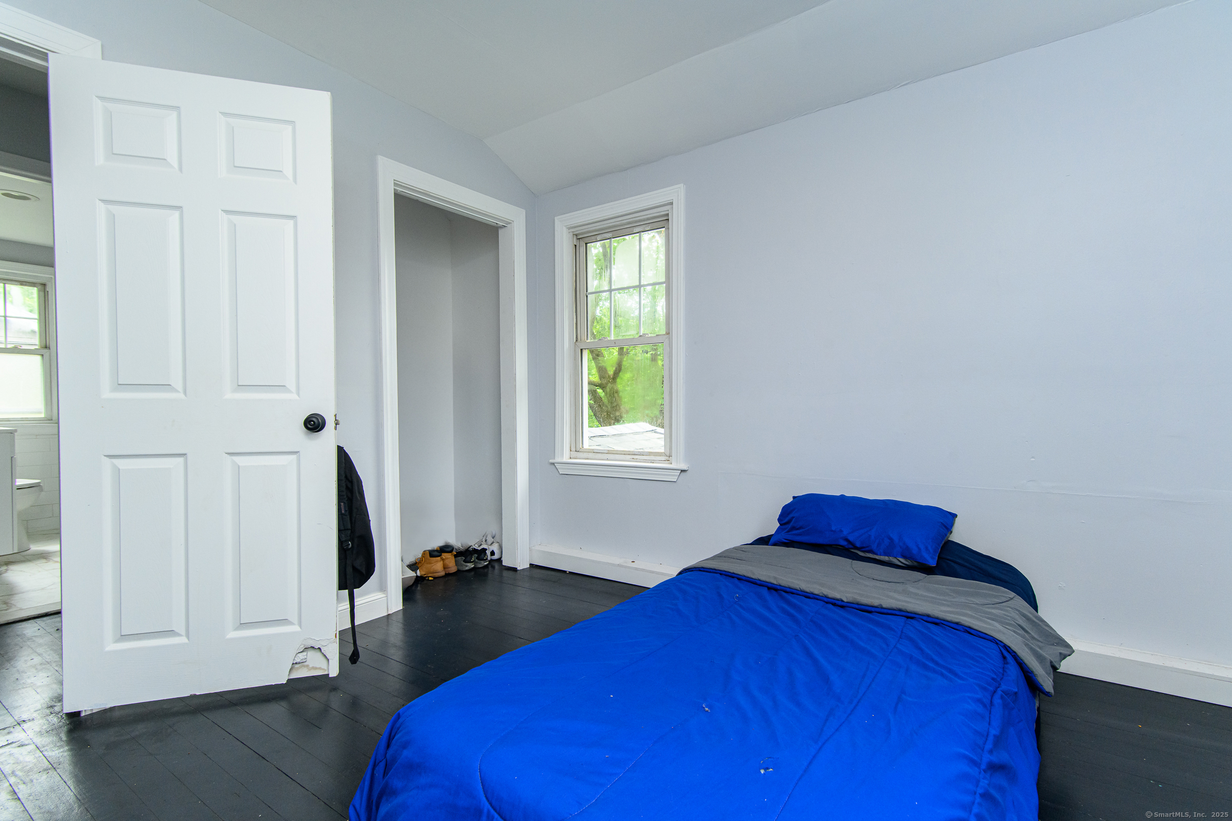 Killingly, Connecticut 06241, United States, 3 Bedrooms Bedrooms, ,2 BathroomsBathrooms,Residential,Active,149135