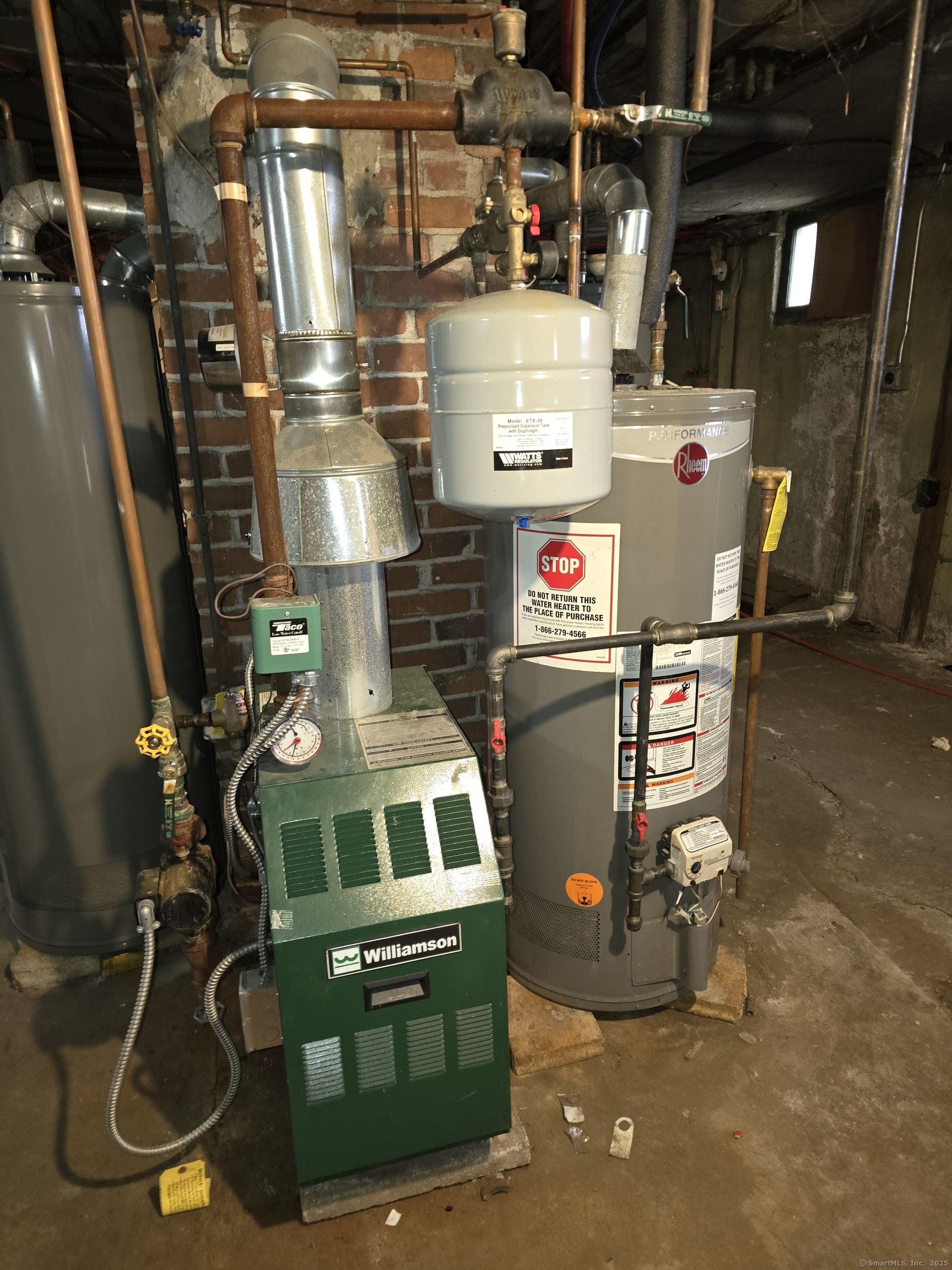 Hartford, Connecticut 06114, United States, 6 Bedrooms Bedrooms, ,3 BathroomsBathrooms,Residential,Active,106372