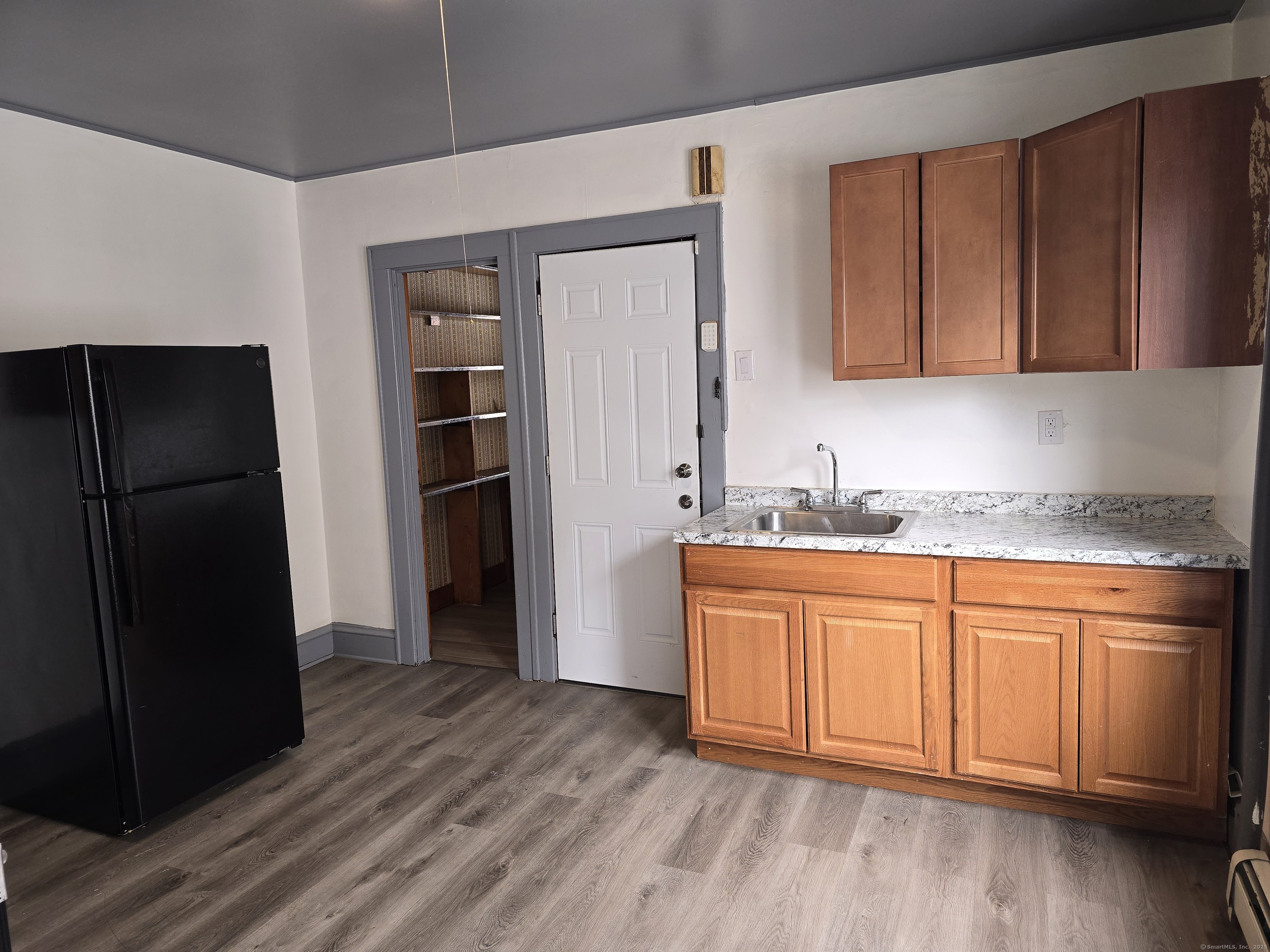 Hartford, Connecticut 06114, United States, 6 Bedrooms Bedrooms, ,3 BathroomsBathrooms,Residential,Active,106372