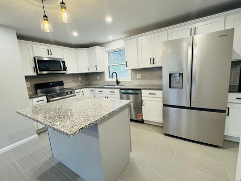 Tiny photo for 450 Route 32, Franklin, CT 06254 (MLS # 24136941)