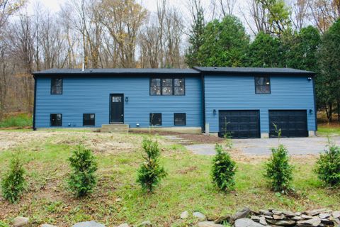 Tiny photo for 450 Route 32, Franklin, CT 06254 (MLS # 24136941)