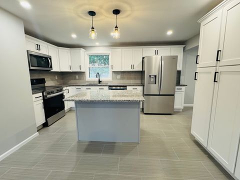 Tiny photo for 450 Route 32, Franklin, CT 06254 (MLS # 24136941)