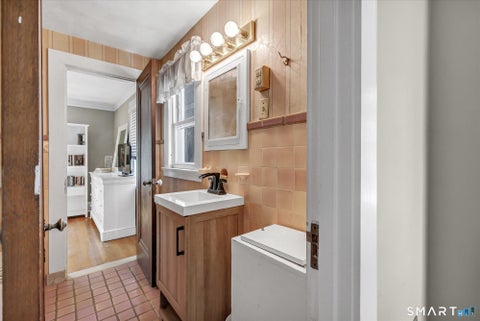 Tiny photo for 695 Forest Road, West Haven, CT 06516 (MLS # 24214362)