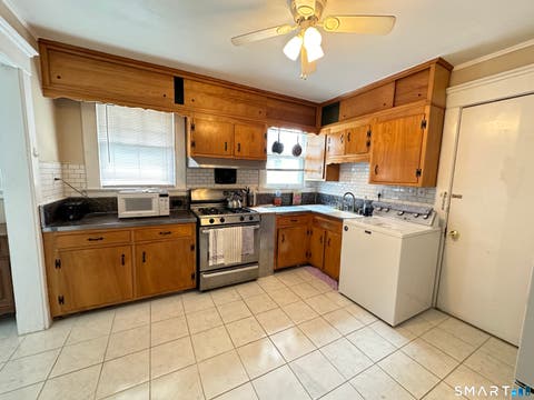 Tiny photo for 1928 Chapel Street #2, New Haven, CT 06515 (MLS # 24196039)